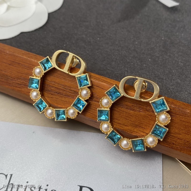 00071_X128PQW0_Dior迪奧復古珍珠耳釘采用復古金色作為主要顏色飾品的復古風格非常的