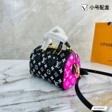 00219_Q101PYL00_禮盒包裝LV三月新品單肩斜挎款這款包真的很簡單越看越好看容量