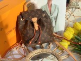 Louis Vuitton包對花L家帥氣小號雙肩包備受擁戴擁有超久歷史華麗感爆棚秀氣