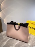 FENDI新品 芬迪最熱門的購物袋每個明星網紅人手一個的節奏材質也