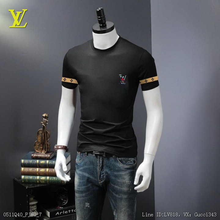 Louis Vuitton 短袖T恤 LV 短T 潮流上衣 情侶裝 新款圓領短袖M4XL4164