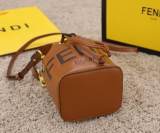 新款 Fendi 芬迪 Mon tresor 水桶包 型號:8899 尺寸18x12x10cm