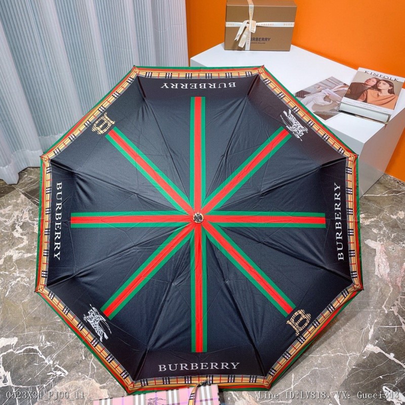 巴寶莉BURBERRY新款折疊晴雨傘以奢華品質創新以及永恆的經典成