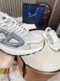 DIOR迪奧傾情呈獻全新B30運動鞋以現代線條和科技面料打造靈動休閒格