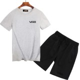 VANS 萬斯 短袖T恤 男生套裝 上衣  五分褲 短褲 短T+短褲 跑步套裝 夏季熱銷款 套裝 短袖套裝