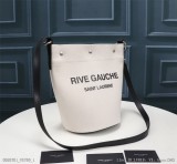 專櫃最新RIVEGAUCHE法式麻布水桶包簡約大氣的造型絕對是街拍爆款
