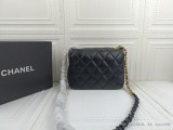 Chanel22S春夏新款烤漆拼色鏈條口蓋包大小號出貨對版五金耐磨小羊皮一包