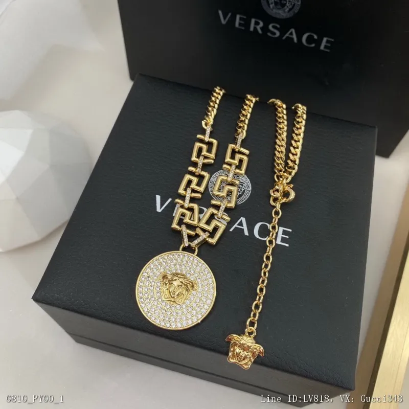 Versace范思哲款美杜莎像男女同款典著作是耐看百搭