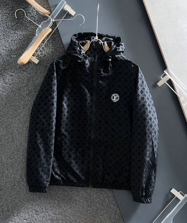 Louis Vuitton 路易威登 滿版 風衣外套 鋪面外套 男生棉衣