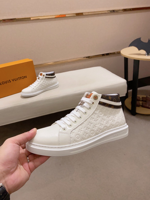 Louis Vuitton 路易威登 男士最新款休閑鞋