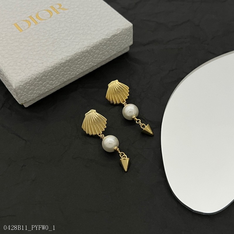 Dior中古耳釘精選原版一致黃銅材質甜美氣質高雅
