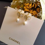 Chanel月光石天然淡水珍珠新款耳釘