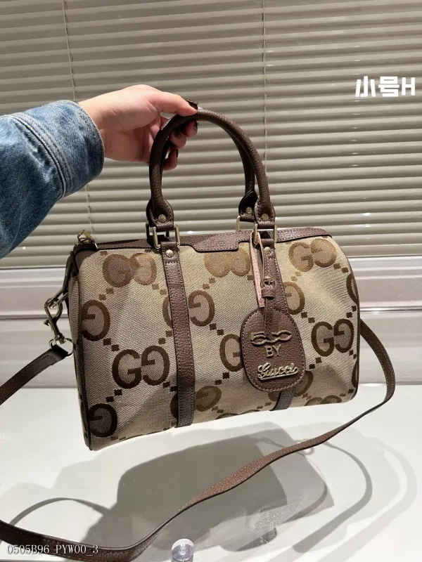 Gucci波士頓枕頭包