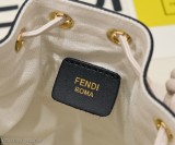 FENDI大容量小水桶日常出門時尚又實用的的一款包包