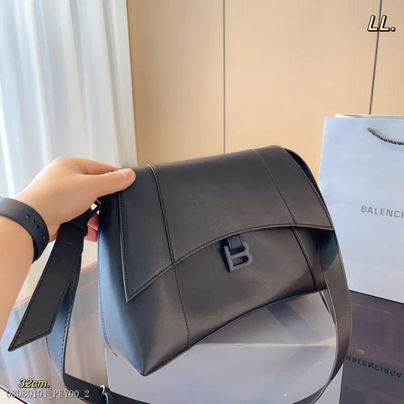 巴黎世家新品巴黎世家balenciaga新款沙漏包