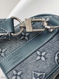 LV原單本款KeepallBandoulière25手袋展現MonogramWashedDemin帆布的古著質感
