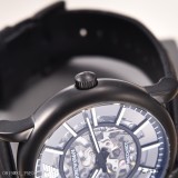 阿瑪尼Armani透視鏤空表盤盡顯層次感韻黑復古風設計都市格調詮釋紳士風度的男士機械腕表