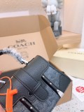 GOYARD戈雅 代表性的包款迷你西貢包！ 手機，口紅，卡包，粉餅，鑰匙都能放，非常實用！
