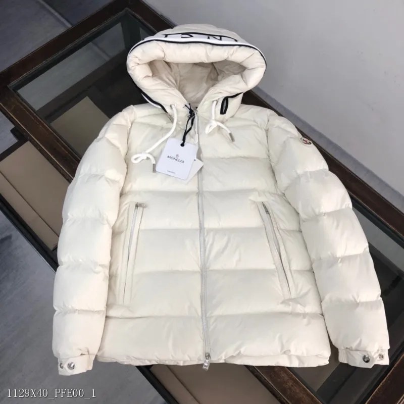 Moncler蒙口最新款羽絨服原版一比一復刻，細節圖完美呈現男女同款