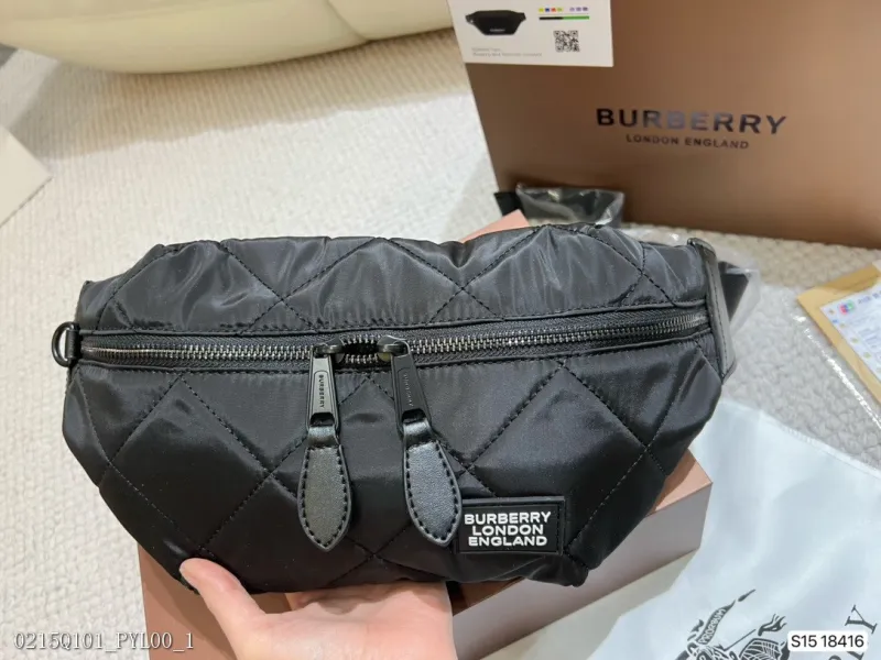 Burberry巴寶莉最新款原單腰包胸包