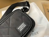 Burberry巴寶莉相機包胸包