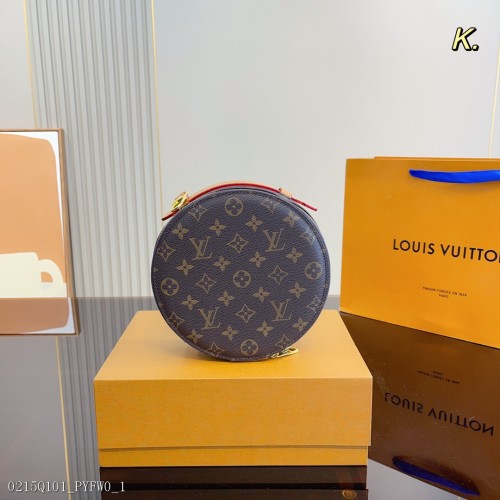 LvLouisVuitton/路易威登新款老花軟圓餅包單肩包斜挎包