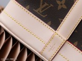 加斯頓-路易威登LV設計了這款經典的Noé手袋牢實而時尚