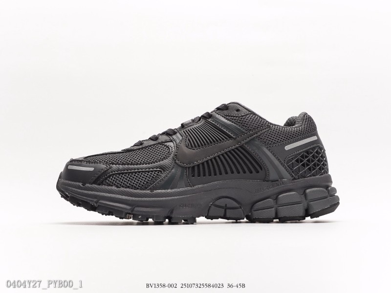 耐克NikeZoomVomero5Black佛莫羅5代系列經典復古休閑運動慢跑鞋『炭黑銀』