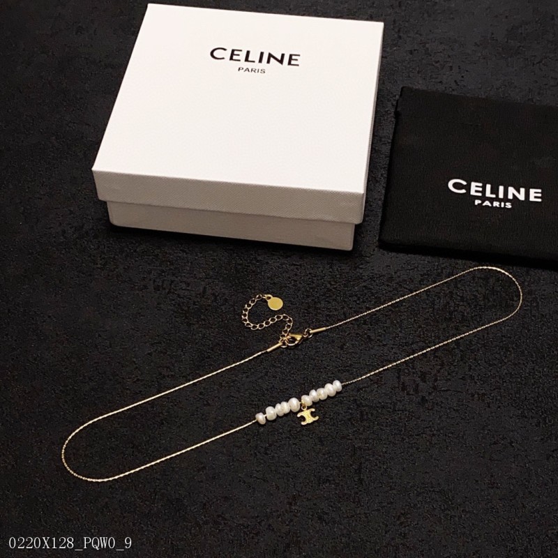 Celine賽琳凱旋門吊墜不規則天然淡水珍珠項鏈搭配凱旋門圖案