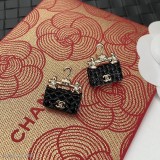Chanel小香施華洛進口黑曜石字母珍珠包包耳釘耳環