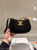 Celine24SU最新手袋TILLY精致又帶有甜美度的圓潤造型極具法式小資精髓肩帶可調節小巧又實用玫瑰粉色