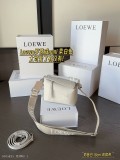 loewe幾何包puzzle最新對版的織布肩帶乾乾淨淨PuzzleEdge很高級哦牛皮品質完全hold住