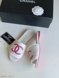 Chanel24C早春度假系列拖鞋這是甜心芭比的一季又要讓多少香奶奶女孩少女心泛濫讓人眼前一亮的感覺