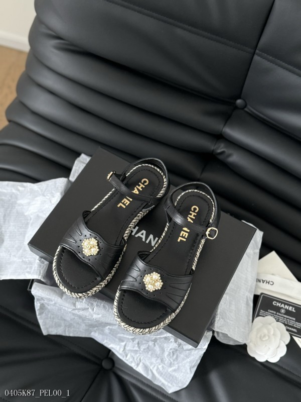 Chanel香奈兒新款復古草編涼鞋進口小牛皮拼色彰顯香家獨特的盛夏
