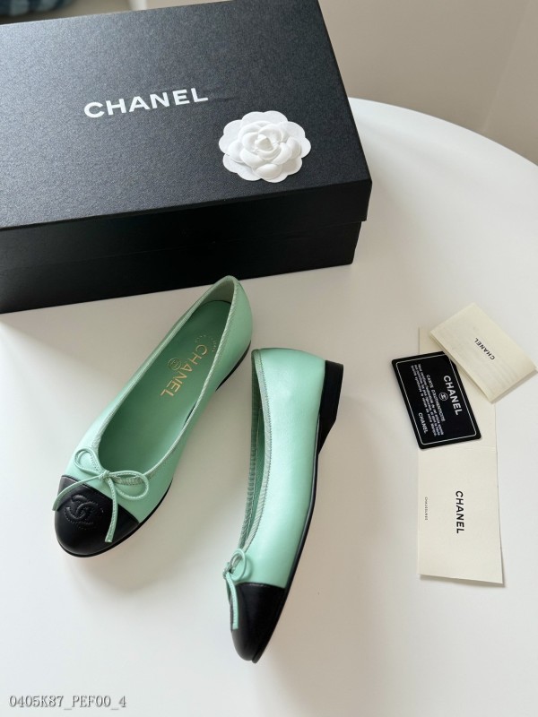 Chanel新色芭蕾舞鞋原版11復刻經典中的經典無論搭配褲裝還是裙裝都是完美