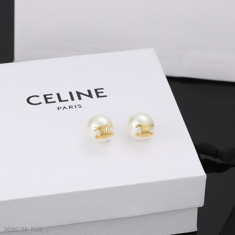 賽琳Celine新款凱璇門珍珠耳釘與眾不同的設計個性十足顛覆你對傳統耳環的印象使其魅力爆燈073035