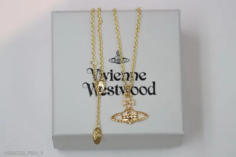 西太後Vivienne銀色鉚釘鑲鑽土星項鏈