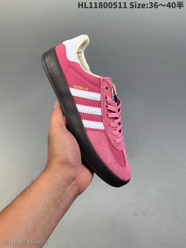 AdidasoriginalsGazelleIndoor阿迪達斯低幫粉紅草莓熊T頭鞋