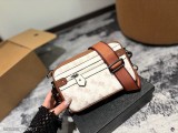 COACH/蔻馳CameraBag2023相機包HorseAndCarriage相機包