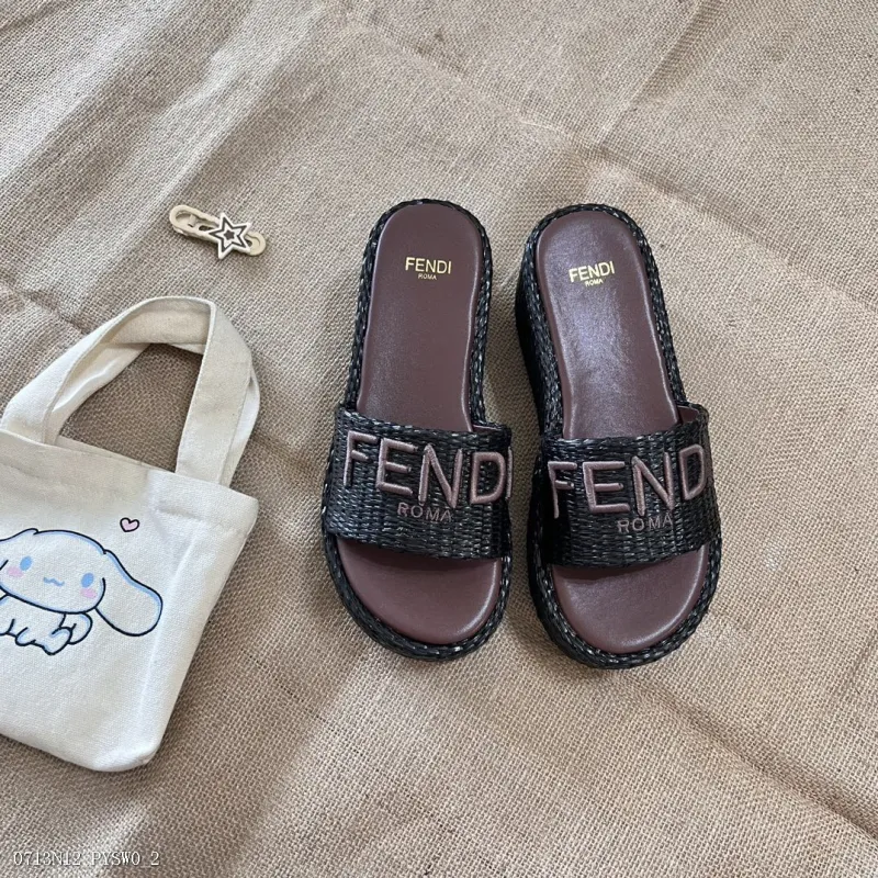 FENDI芬迪厚底拖鞋厚底拖FF拖鞋Fendi拖鞋Fendi鞋控