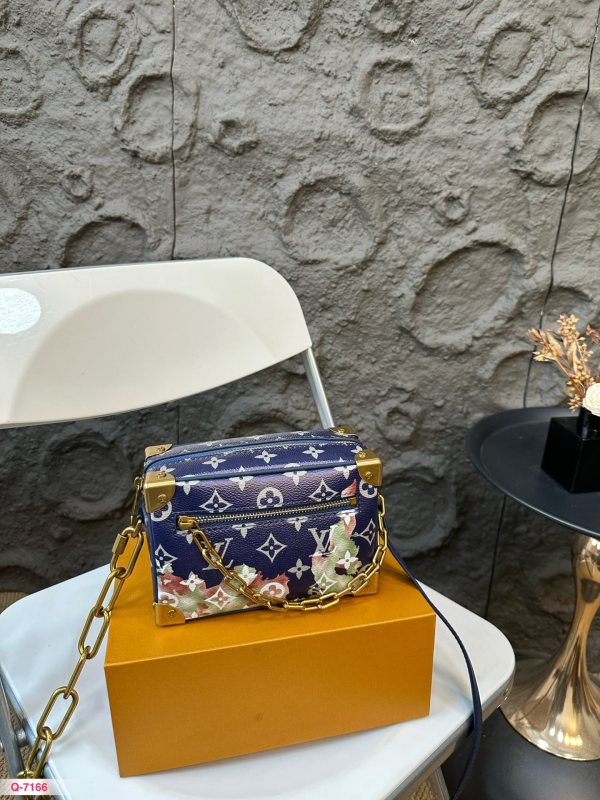 Louisvuitton 路易威登Mini Soft trunk老花 鏈條盒子包小方包 男女通用斜挎包 小箱子