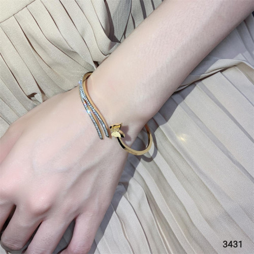 J464