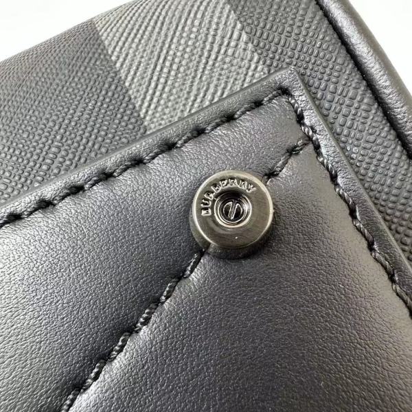 Burburry 50 x 25 x 27cm super master