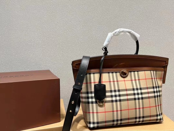 Burburry 28cm mater