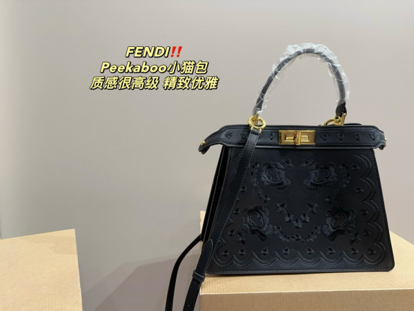 Fendi master 33cm