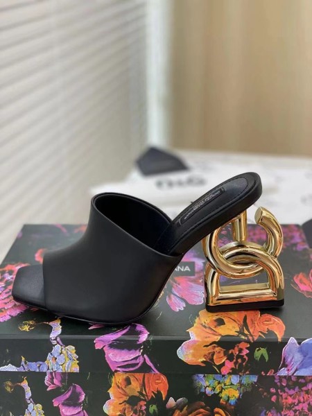 DG high heel shoes