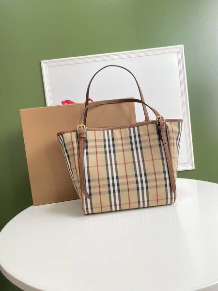 BURBURRY BAG 28CM