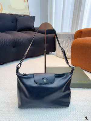 LONGCHAMP 30CM