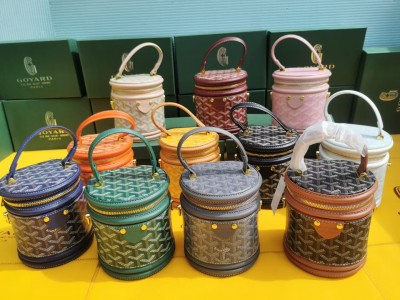 GOYARD 15CM