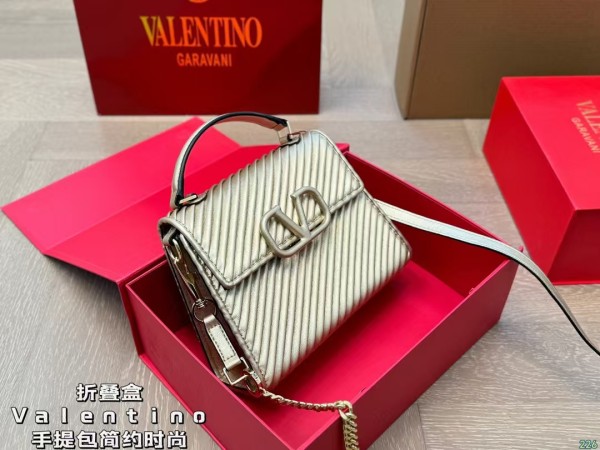 VALENTINO WOMEN BAG 21CM